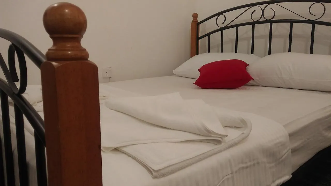 Yoho Ambanwala Tourist Bungalow كاندي 3*,  سريلانكا