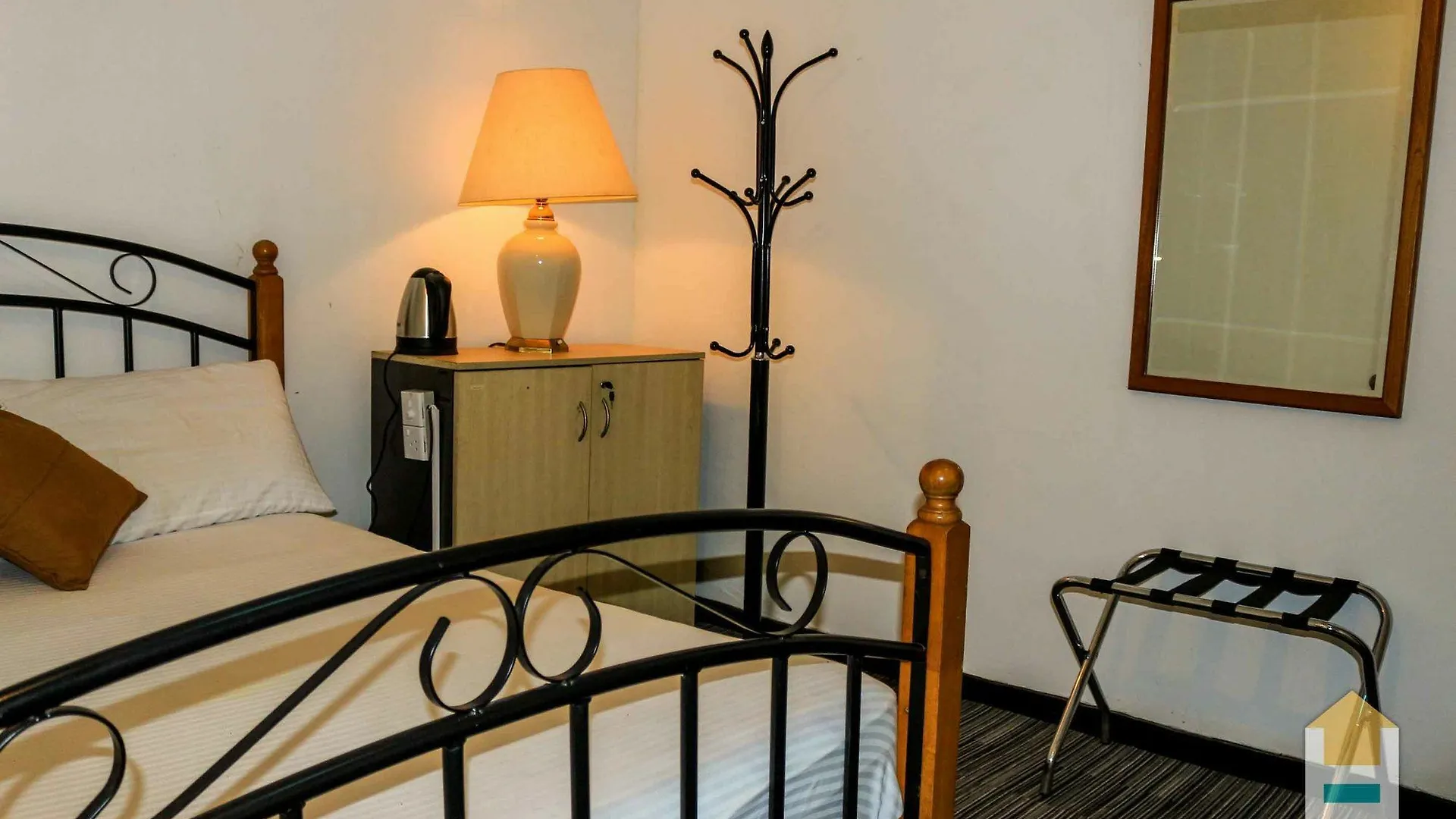 Yoho Ambanwala Tourist Bungalow كاندي منتجع